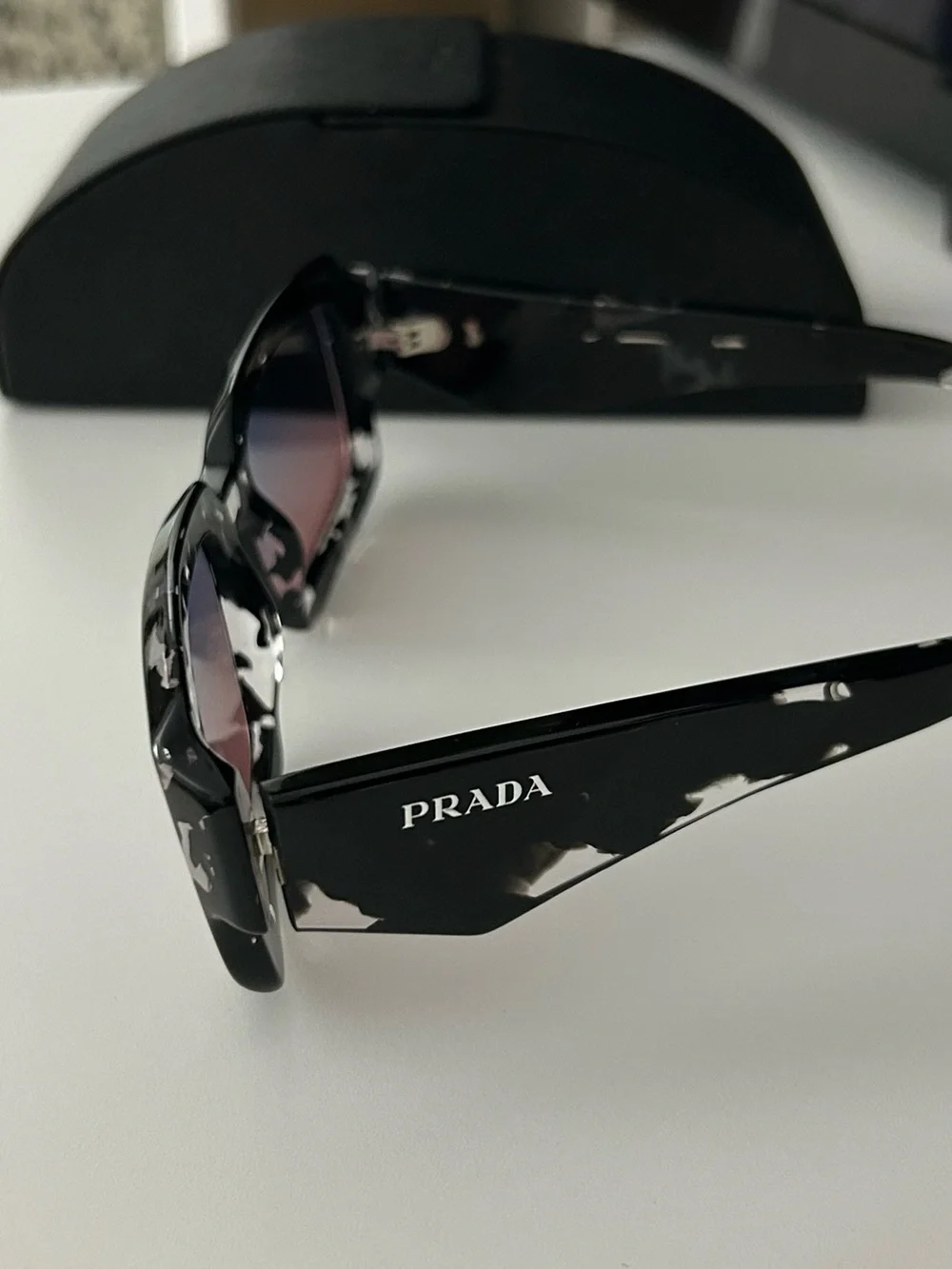 Authentic Prada Black Tortoiseshell Rectangular Sunglasses with Gradient Lenses